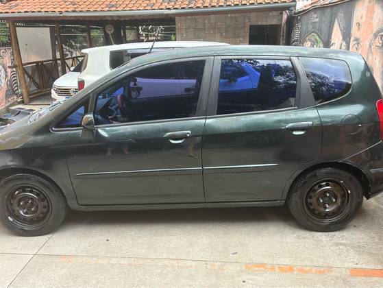 HONDA FIT 1.4 LX 8V GASOLINA 4P AUTOMÁTICO HONDA FIT 1.4 LX 8V GASOLINA 4P AUTOMÁTICO